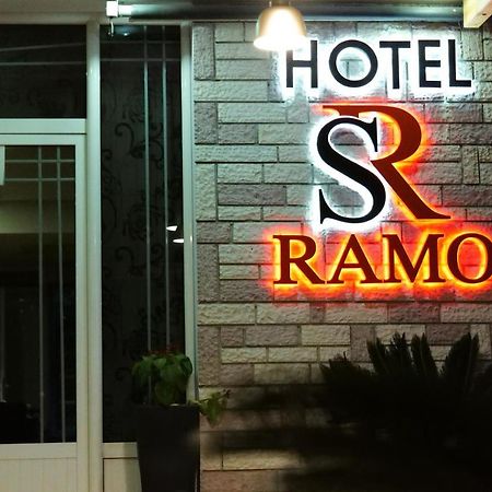 Hotel Ramo Saranda Exteriör bild