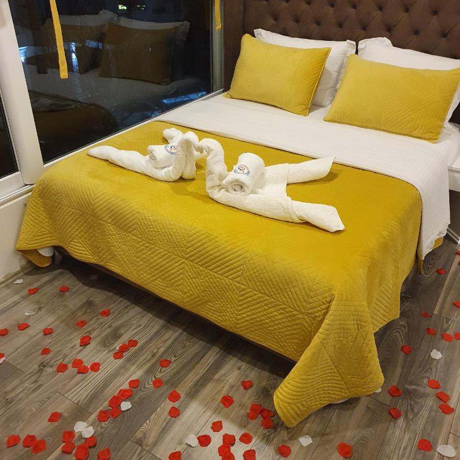 Hotel Ramo Saranda Exteriör bild