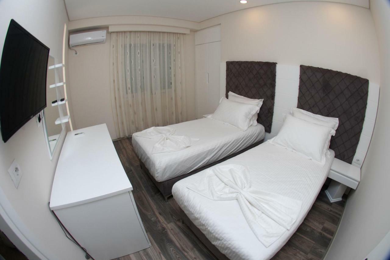 Hotel Ramo Saranda Exteriör bild