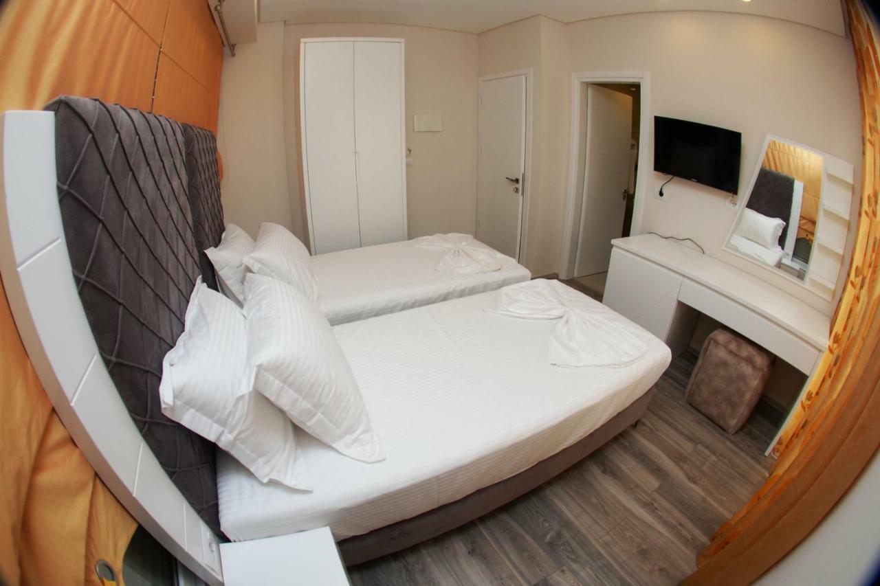 Hotel Ramo Saranda Exteriör bild