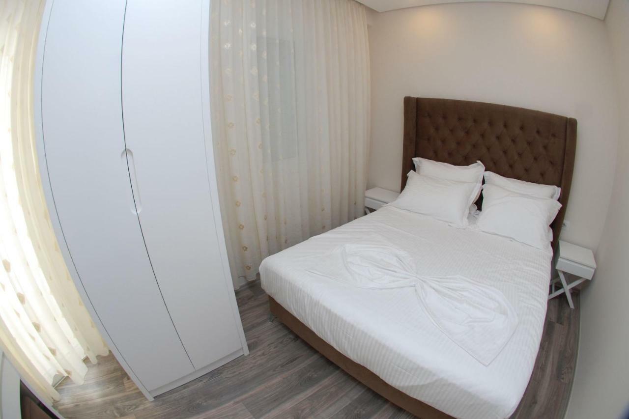 Hotel Ramo Saranda Exteriör bild